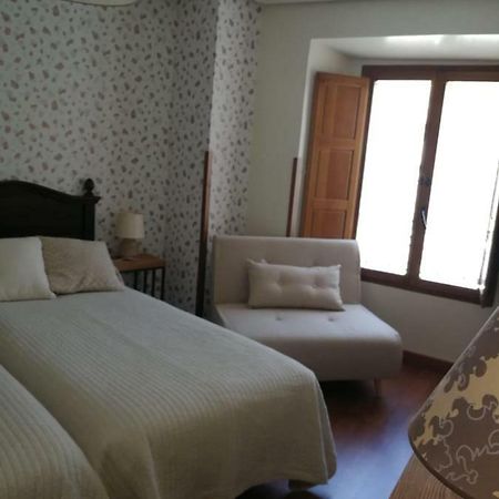 Hostal El Resbalon Cervera De Pisuerga Eksteriør billede