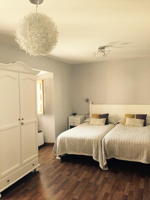 Hostal El Resbalon Cervera De Pisuerga Eksteriør billede