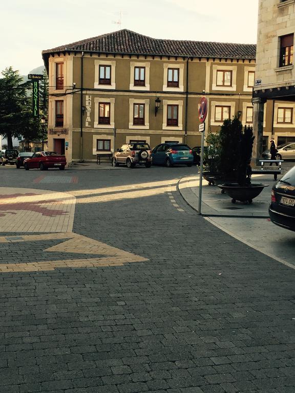 Hostal El Resbalon Cervera De Pisuerga Eksteriør billede
