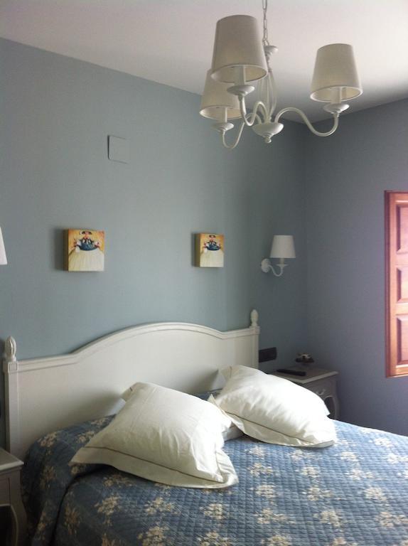 Hostal El Resbalon Cervera De Pisuerga Værelse billede