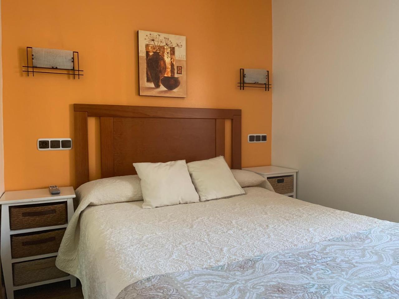 Hostal El Resbalon Cervera De Pisuerga Eksteriør billede