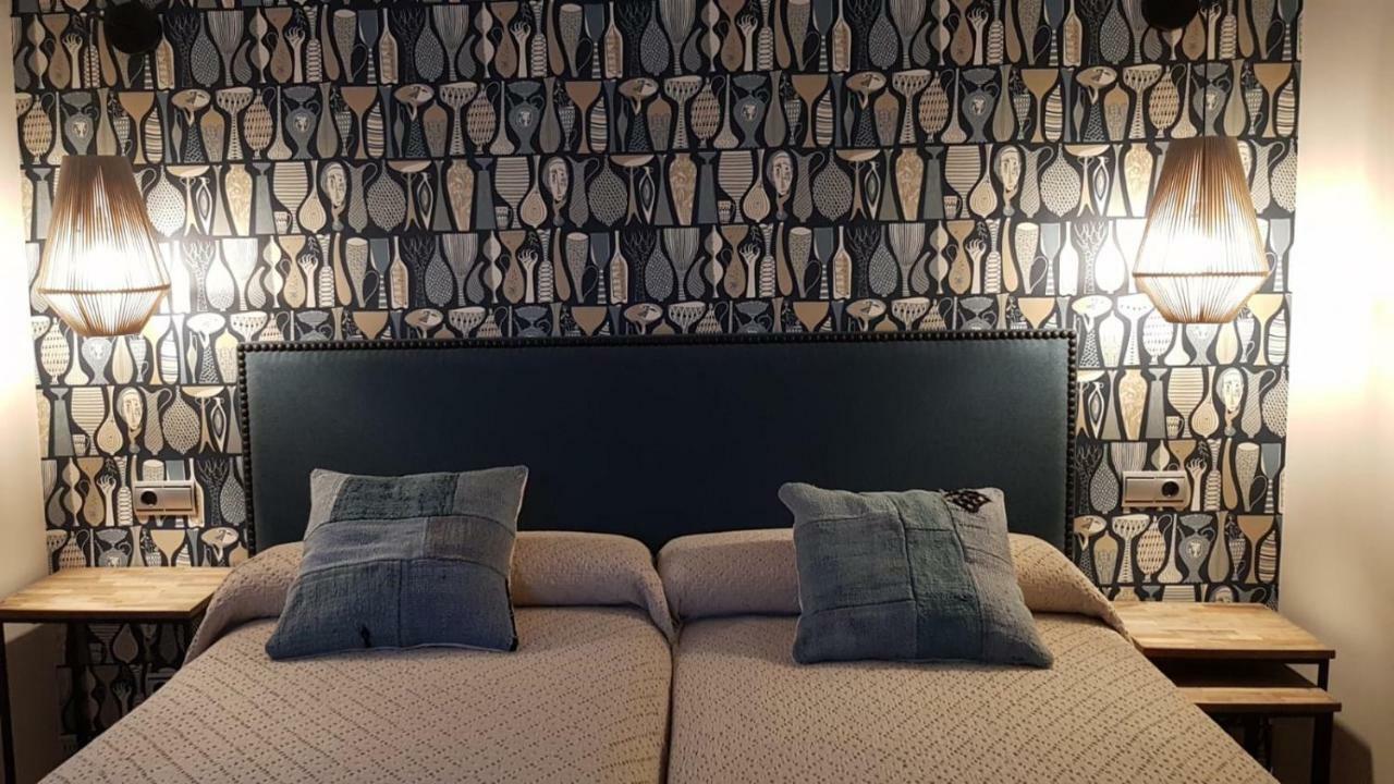 Hostal El Resbalon Cervera De Pisuerga Eksteriør billede